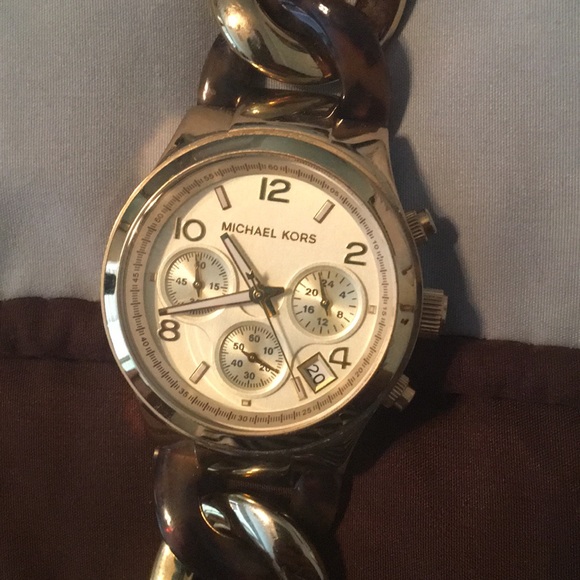 Michael Kors Watch - Picture 2 of 3